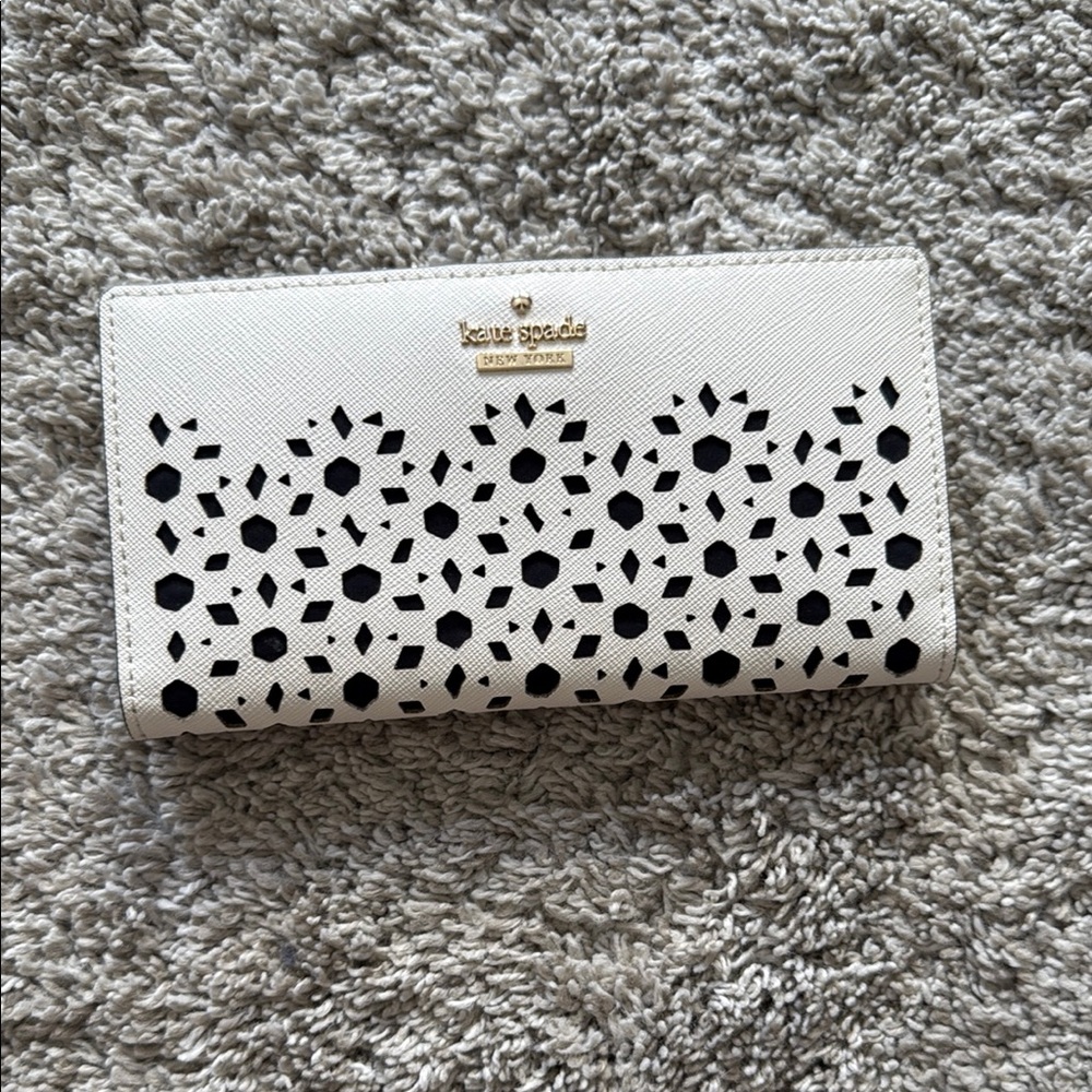 Kate Spade White and Black Women's Wallet